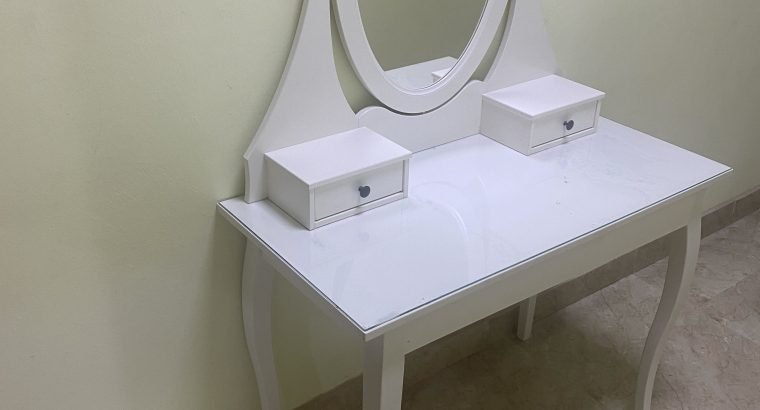 تسريحة منظرة طاولة ايكيا ikea mirror table