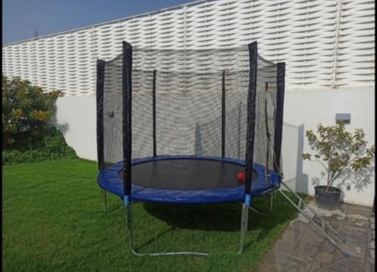 Trampoline 10 feet