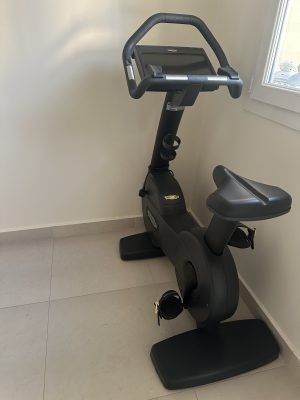 Technogym bike excite +700 E