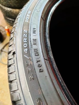 275-40-22 Goodyear Tyre.