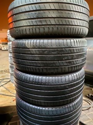 255-45-20 Michelin Tyre.