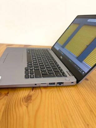 dell latitude 5310 core i5 th10 الجيل العاشر ممتاز جدا