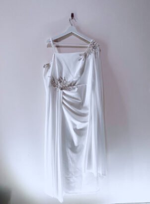 فستان سهرة أبيض أنيق Elegant white evening dress for sale